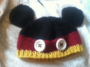 And finally the finished Mickey Mouse hat!