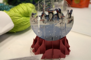 Here is a close up of the snow-globe card thing. Which is super cute! 